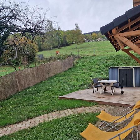Appartement Rez De Jardin Saint-Martin-dʼUriage Exteriör bild